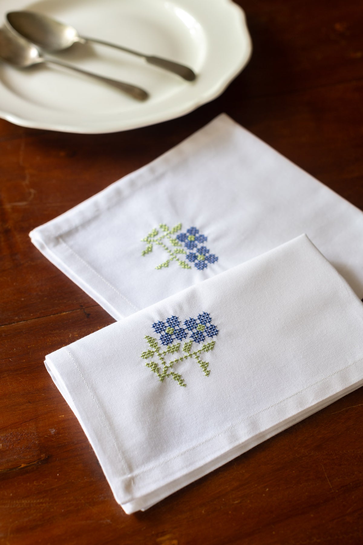 COTTON TABLE NAPKINS with embroidery -Set of 2