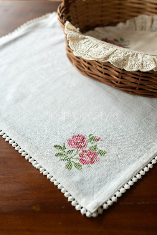 Cotton slub tray mat with cross stitch embroidery and lace detailing