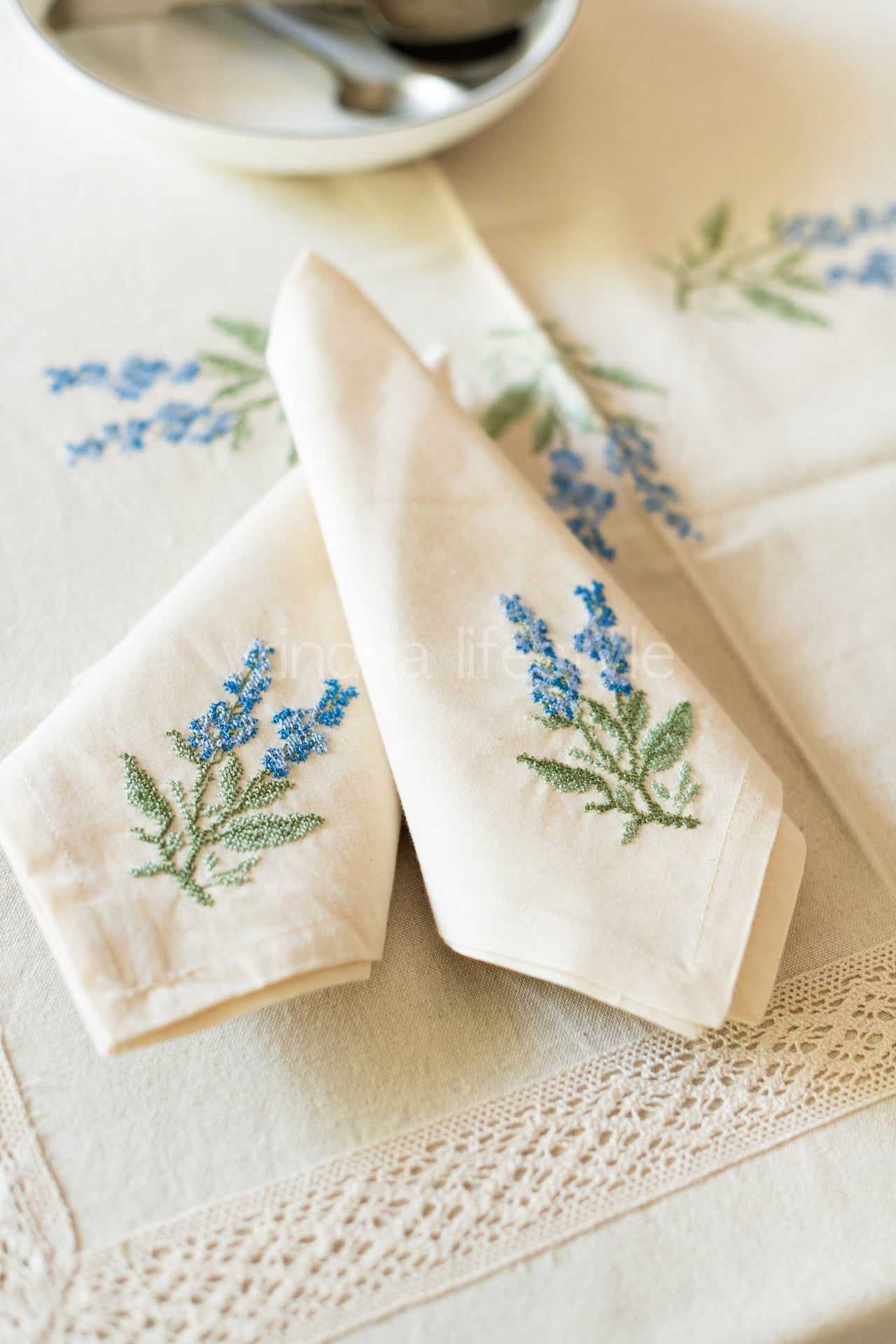 COTTON TABLE NAPKINS with embroidery -Set of 2