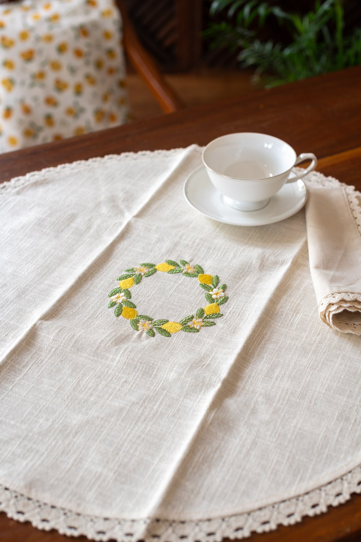 Round table mat with embroidery and lace detailing-21 inches-customisable