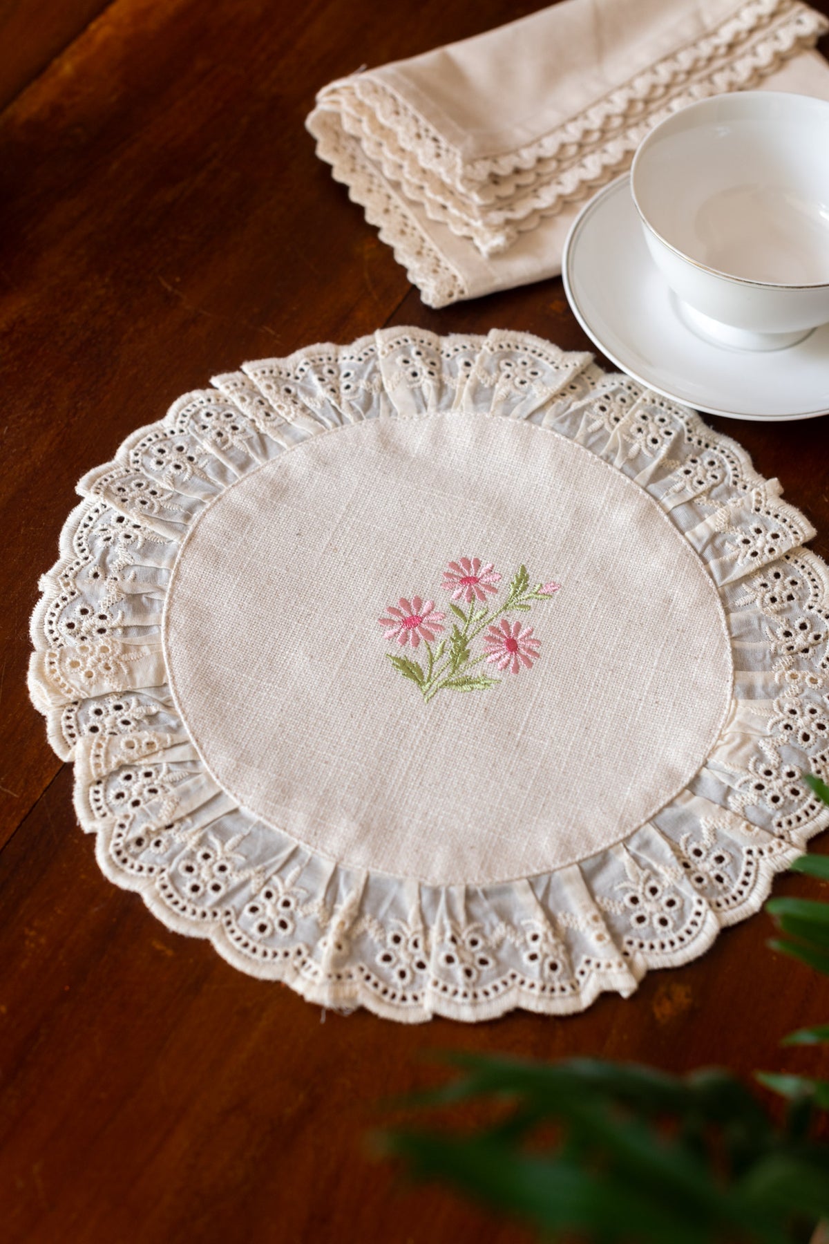Round embroidered table mat with lace detailing ,10 inches-Single unit