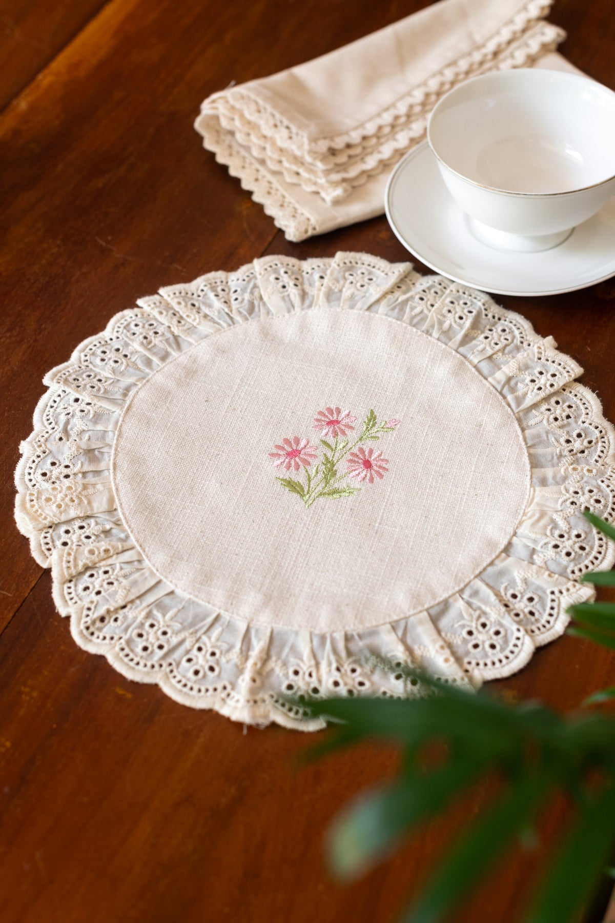 Round embroidered table mat with lace detailing ,10 inches-Single unit