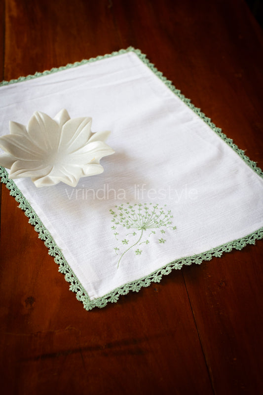 Cotton slub tray mat with floral embroidery and lace detailing