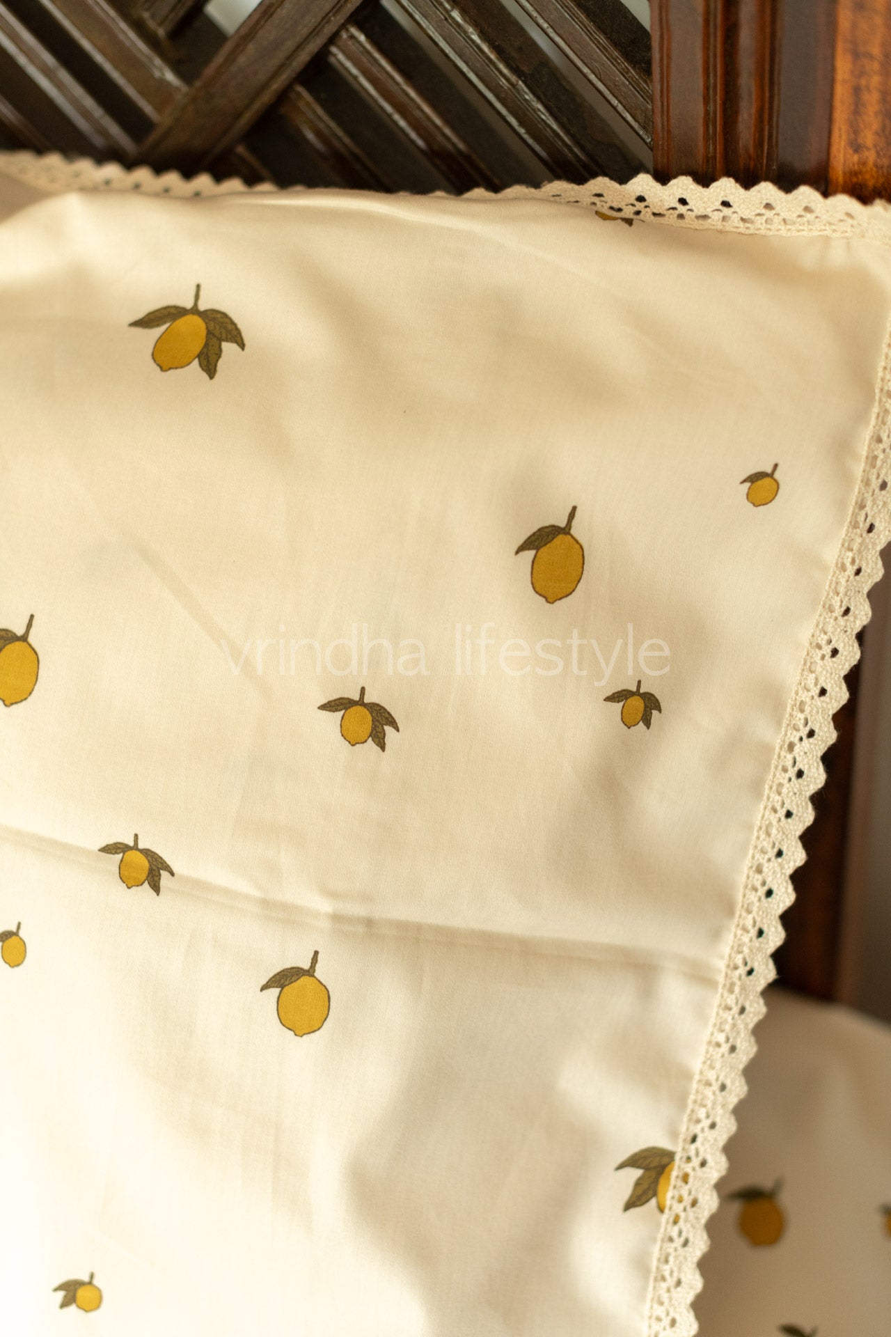 SOFT COTTON BED SHEET-300 tc -Single bedsheet