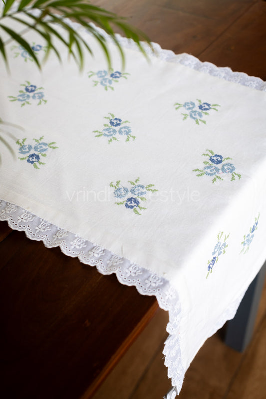 Cotton slub table runner with cross stitch embroidery and lace detailing- 16x50 inches-customisable