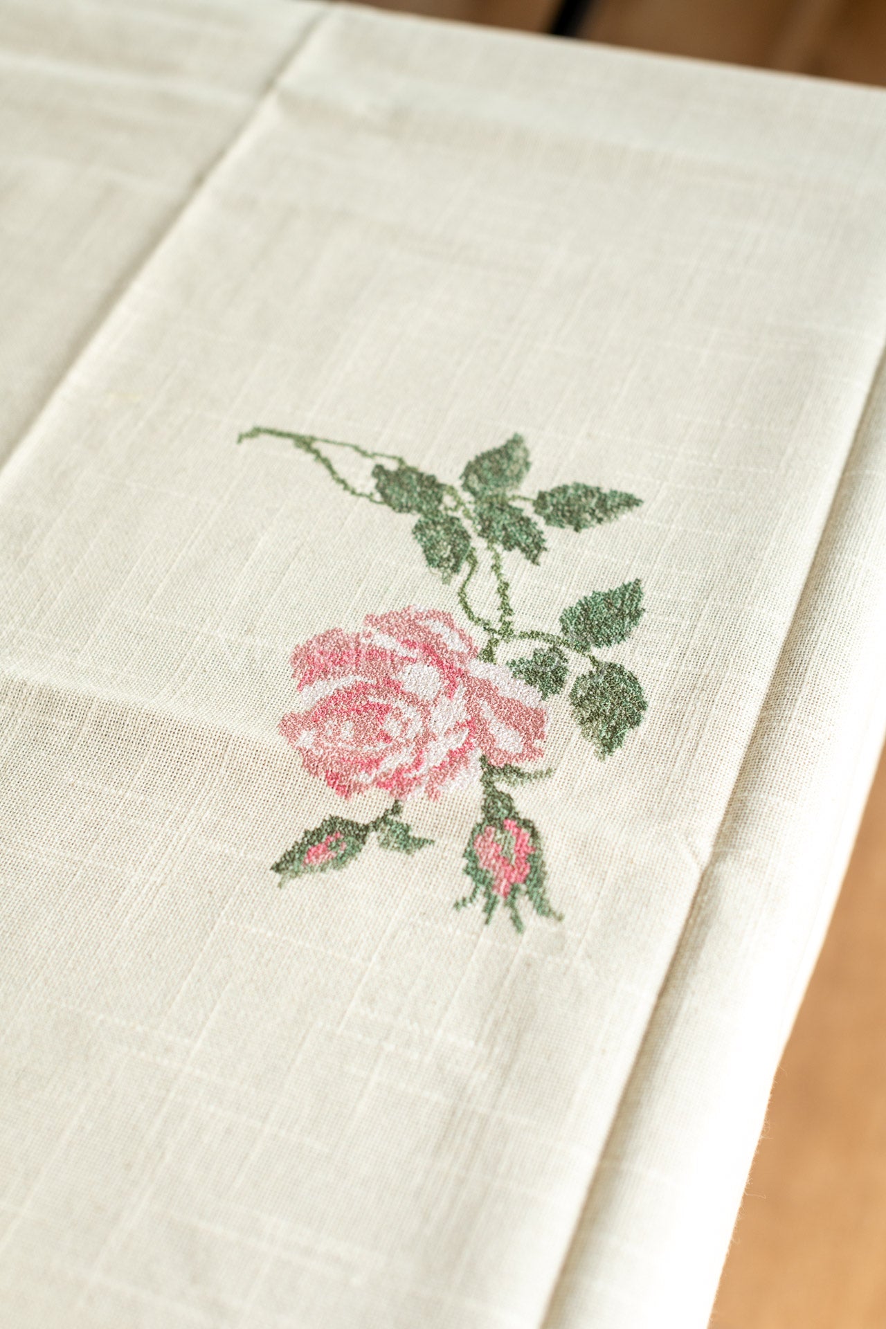 COTTON TABLE CLOTH with embroidery -Square -2/4 seater customisable