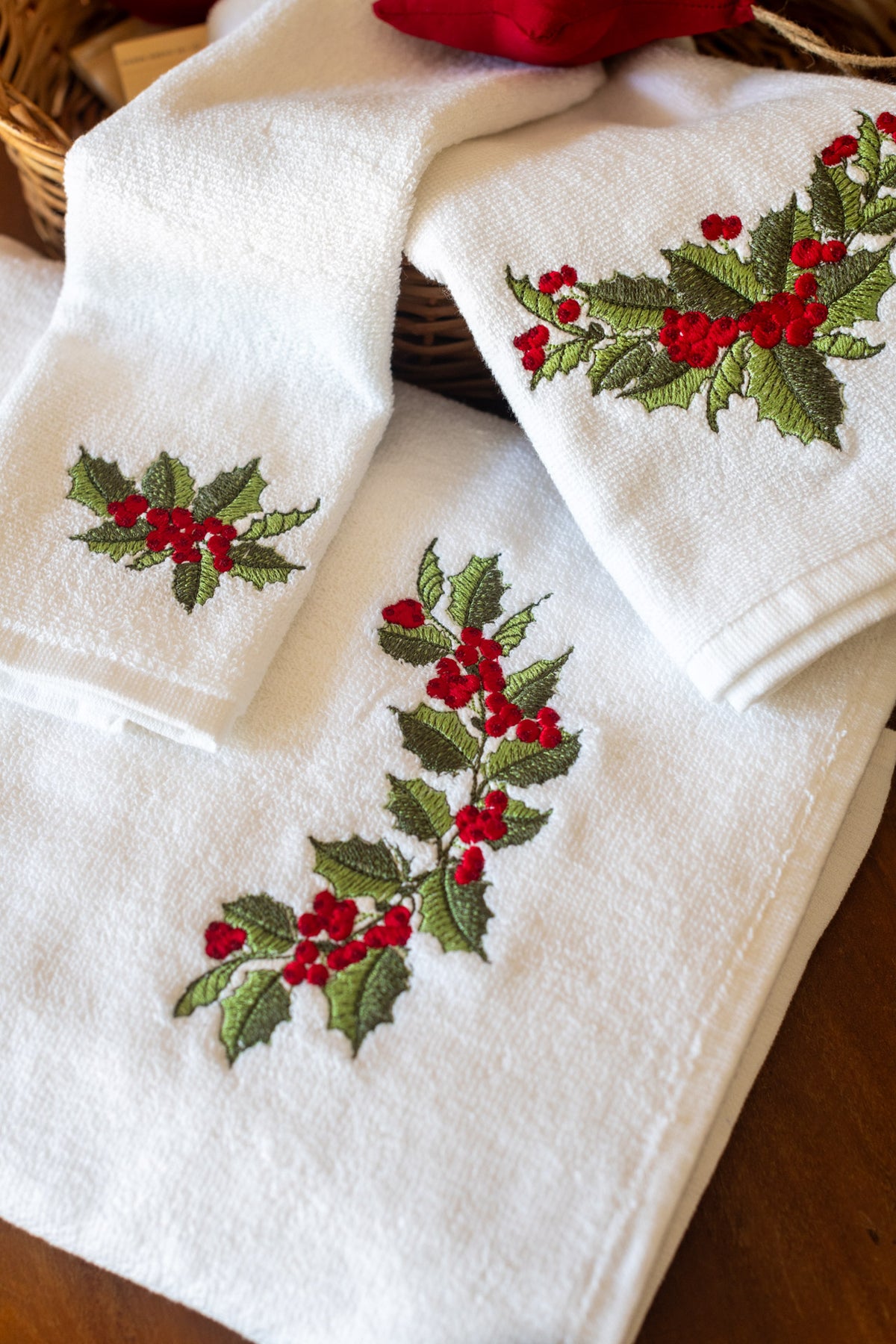 Embroidered towel set-Set of one bath towel, hand towel and face towel -Set of 3