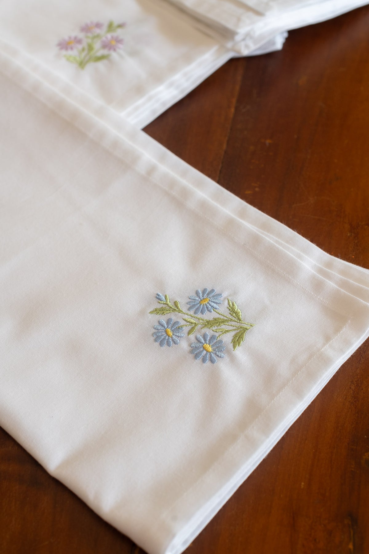 COTTON TABLE NAPKINS with embroidery -Set of 2