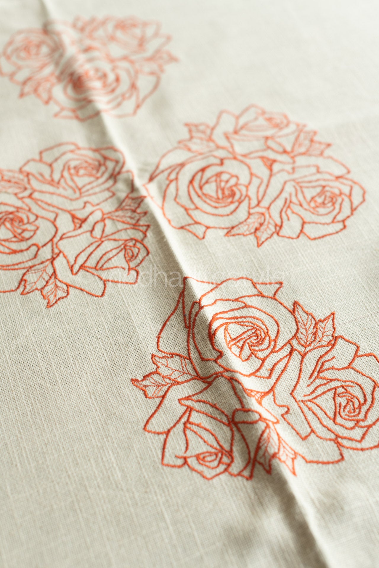 COTTON TABLE CLOTH with  embroidery-6 seater