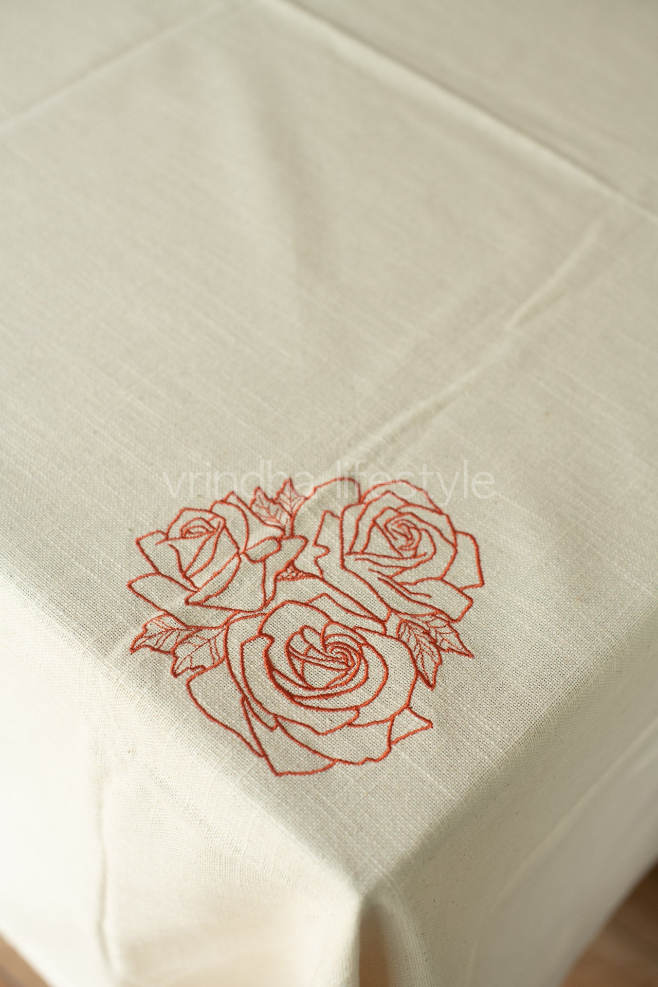 COTTON TABLE CLOTH with  embroidery-6 seater