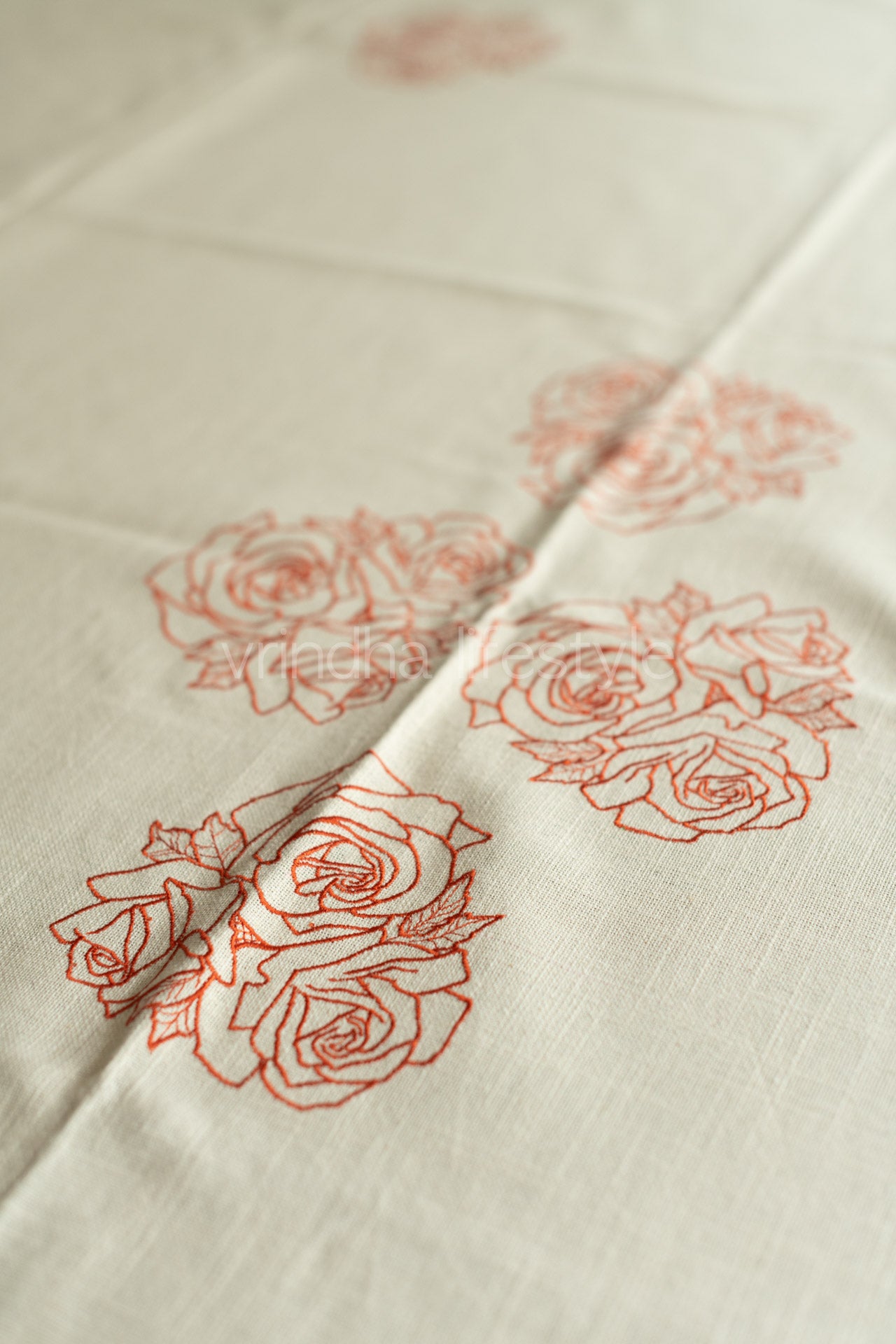 COTTON TABLE CLOTH with  embroidery-6 seater