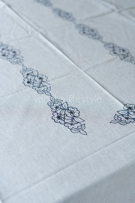 COTTON TABLE CLOTH (4/6 seater) with cut work embroidery
