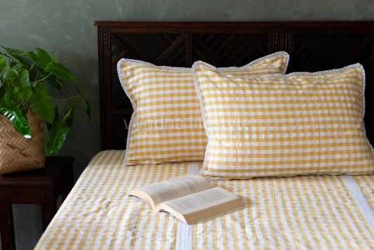 COTTON CHECKS BEDSHEET with two pillow covers-Single size