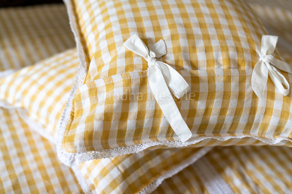 COTTON CHECKS BEDSHEET with two pillow covers-Single size