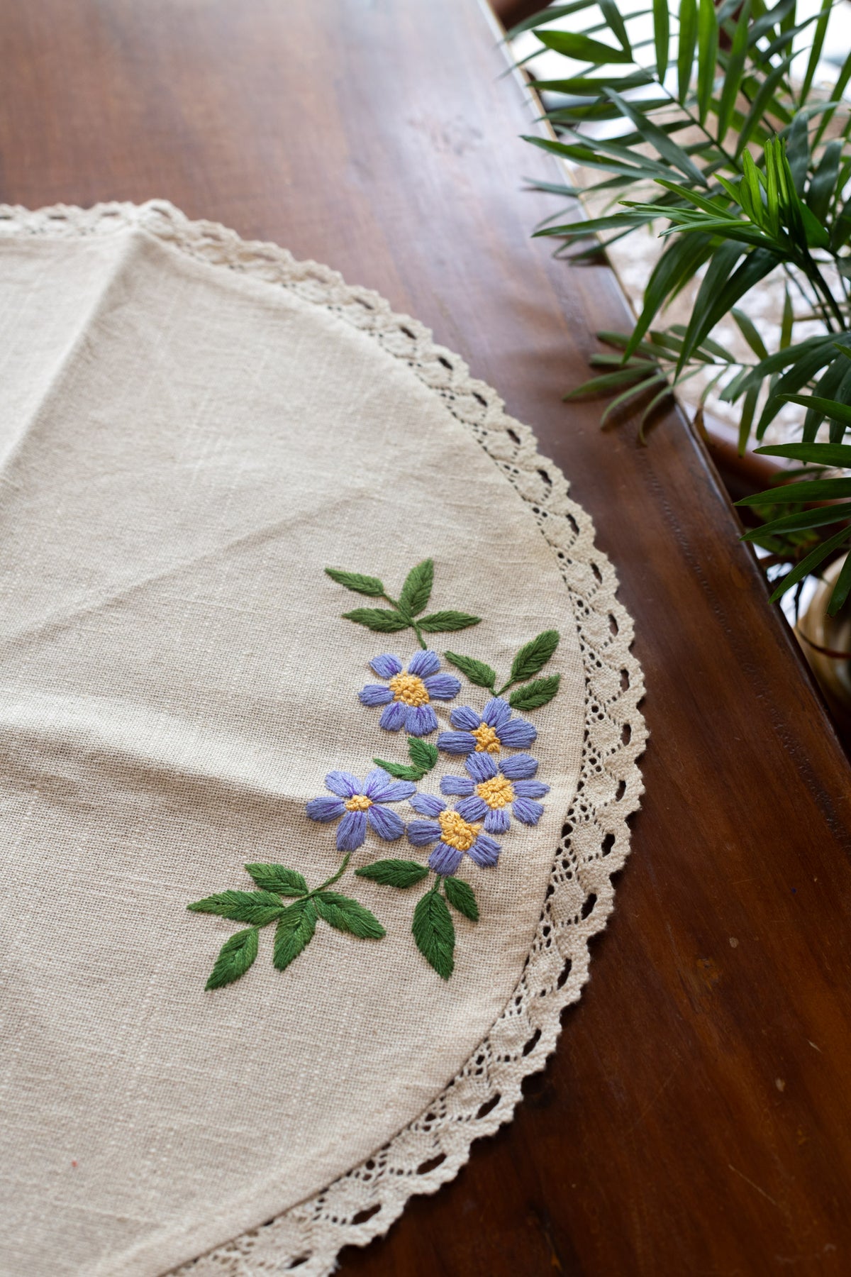 Round hand embroidered table mat with lace detailing ,20 inches-Single unit