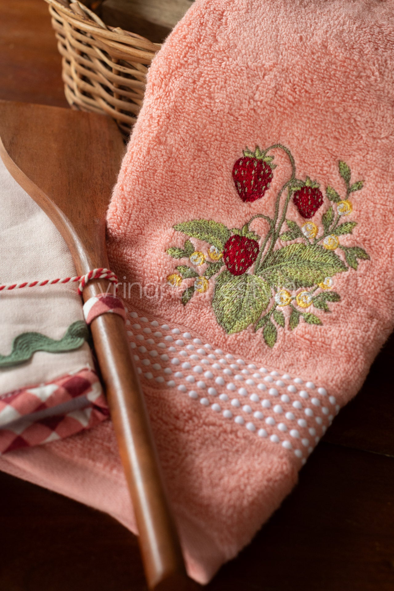 Oven gloves and kitchen towel with wooden ladle -3- piece gift set