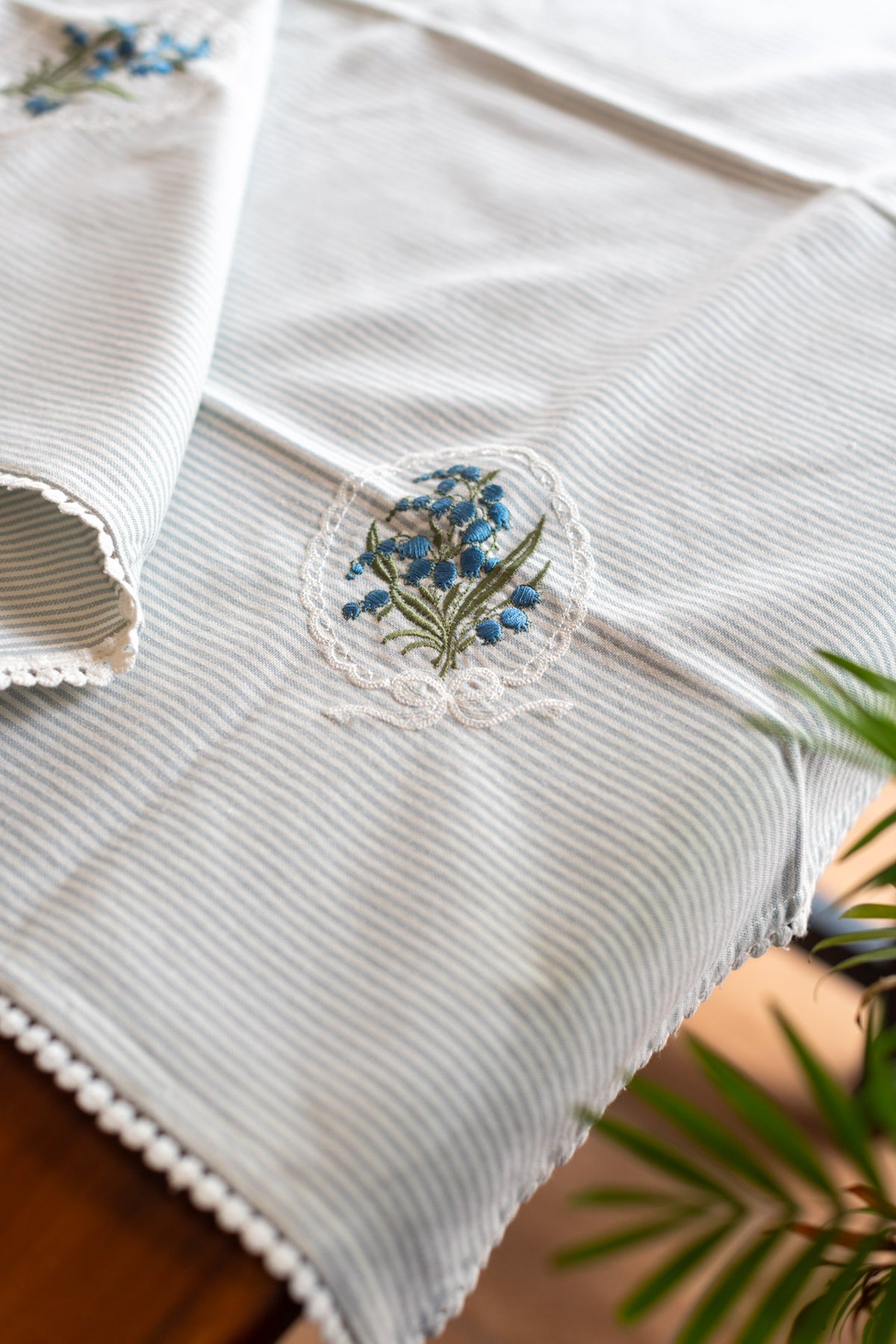 COTTON TABLE CLOTH with embroidery 36 inches-Coffee table