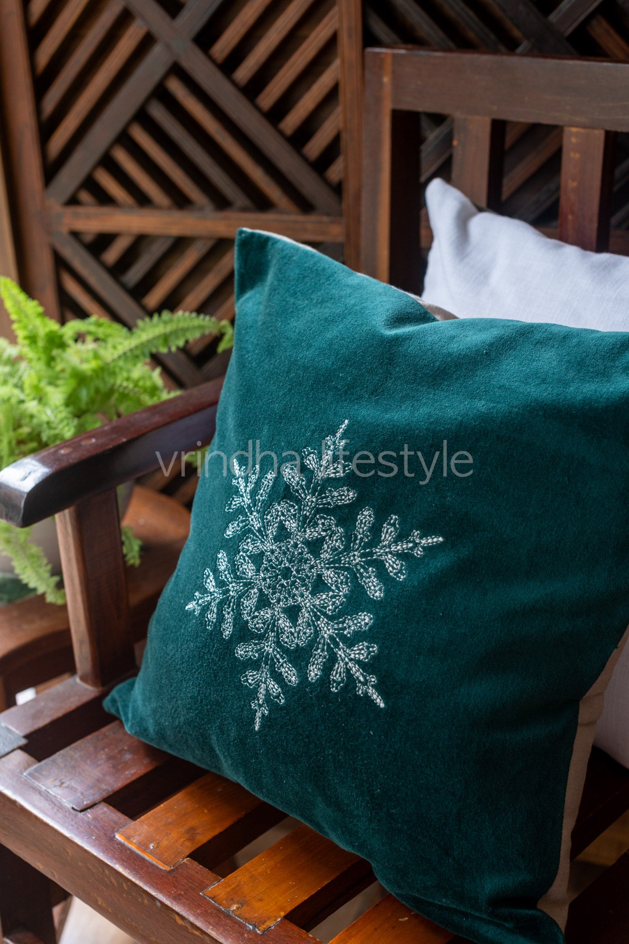 Velvet cushion cover with embroidery-customisable