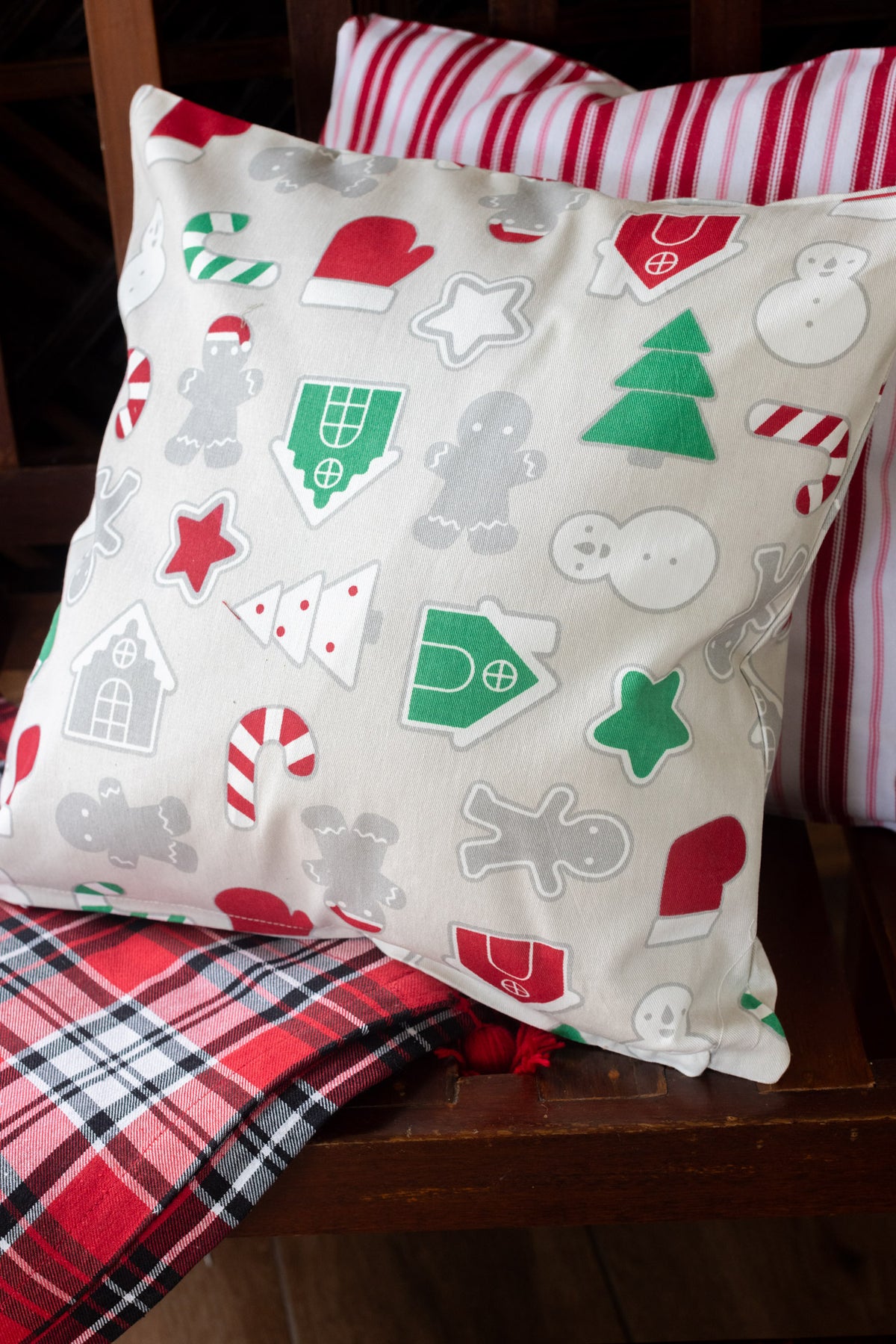 Printed cotton cushion cover-Single unit