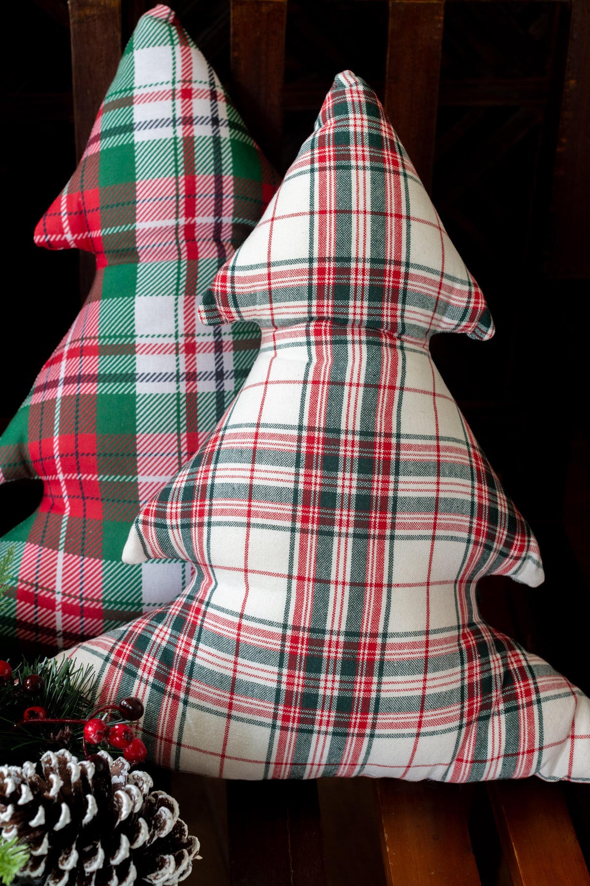 Tree shaped pre-filled cushion
