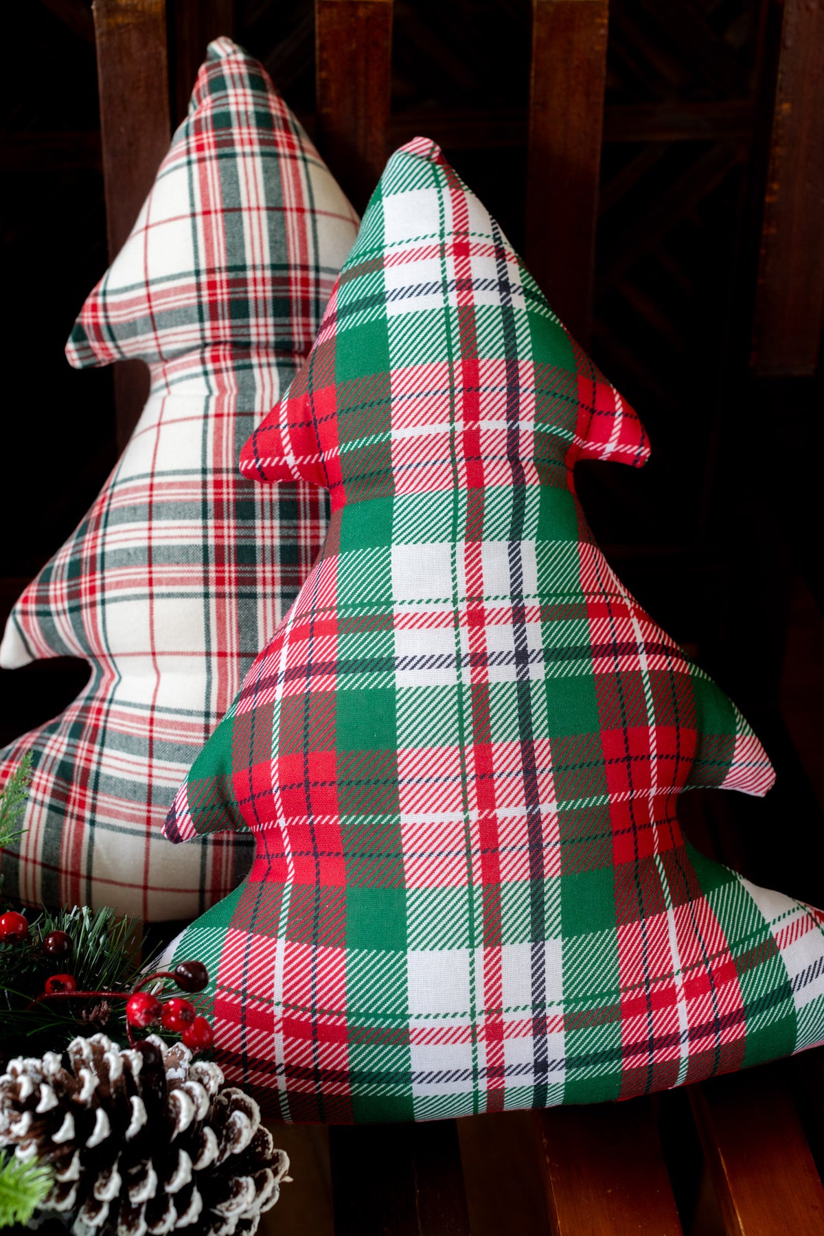 Tree shaped pre-filled cushion