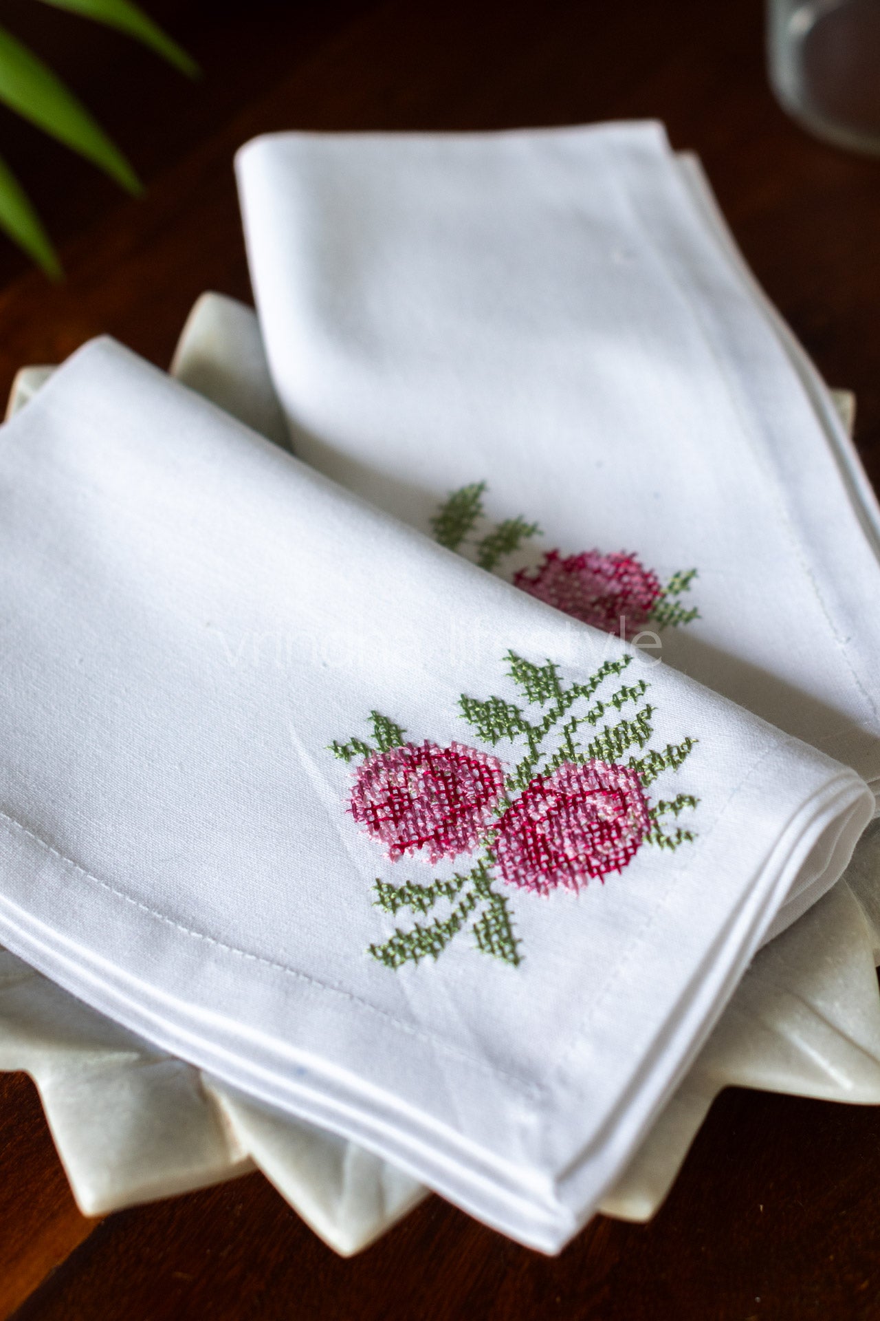 COTTON TABLE NAPKINS with embroidery -Set of 2