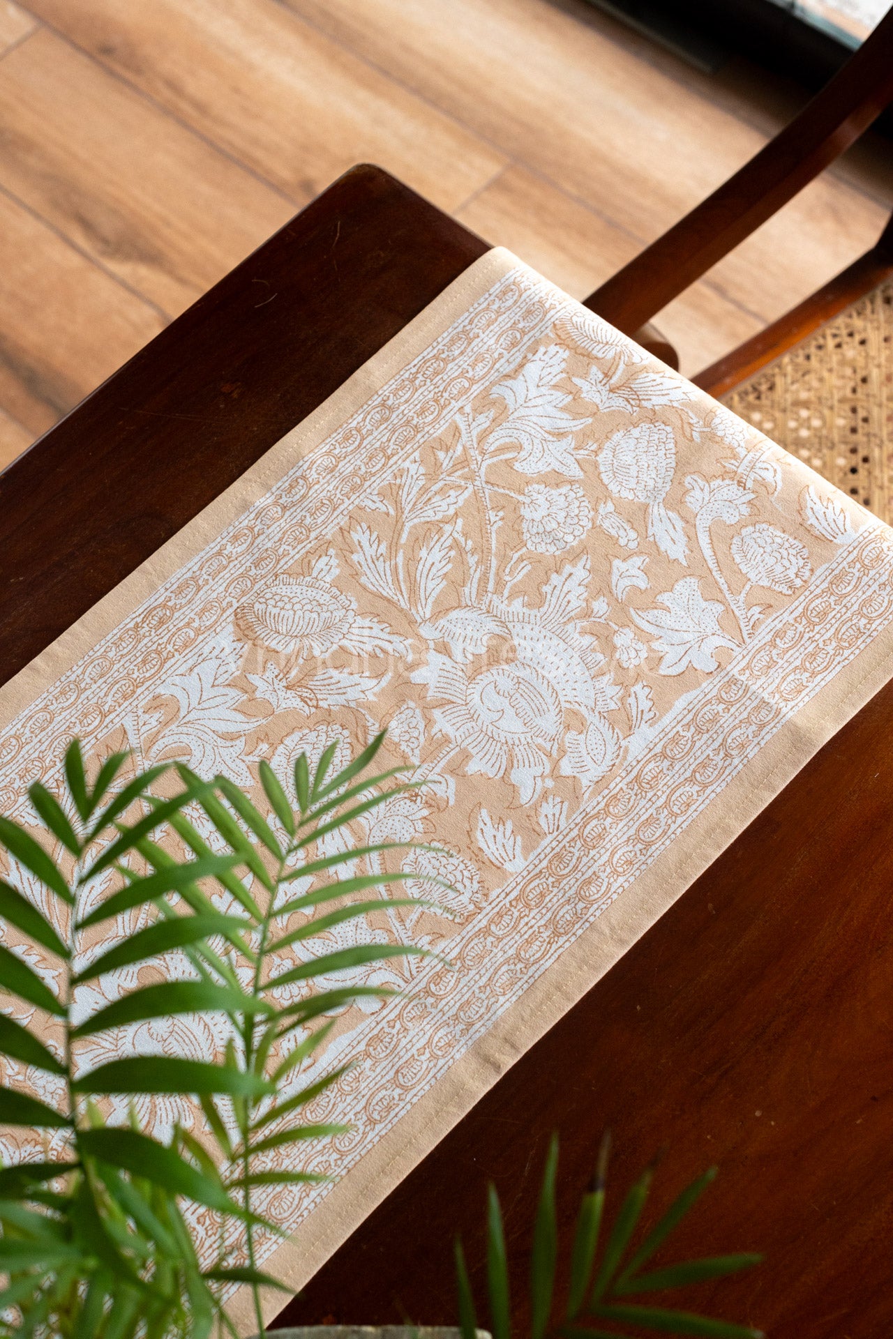 HANDBLOCK PRINTED TABLE RUNNER(13 x 72 inches)