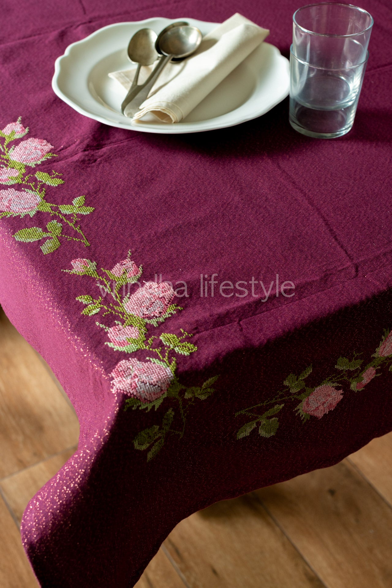 PREMIUM COTTON LUREX TABLE CLOTH with floral cross stitch embroidery -8seater