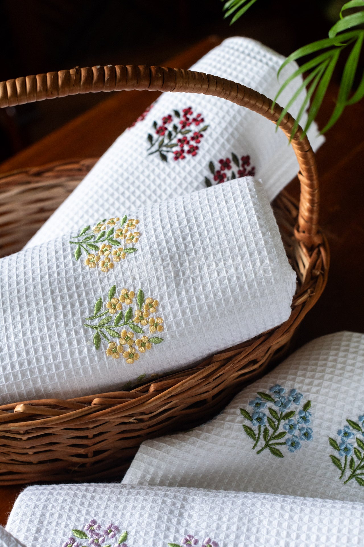 EMBROIDERED WAFFLE BATH TOWEL