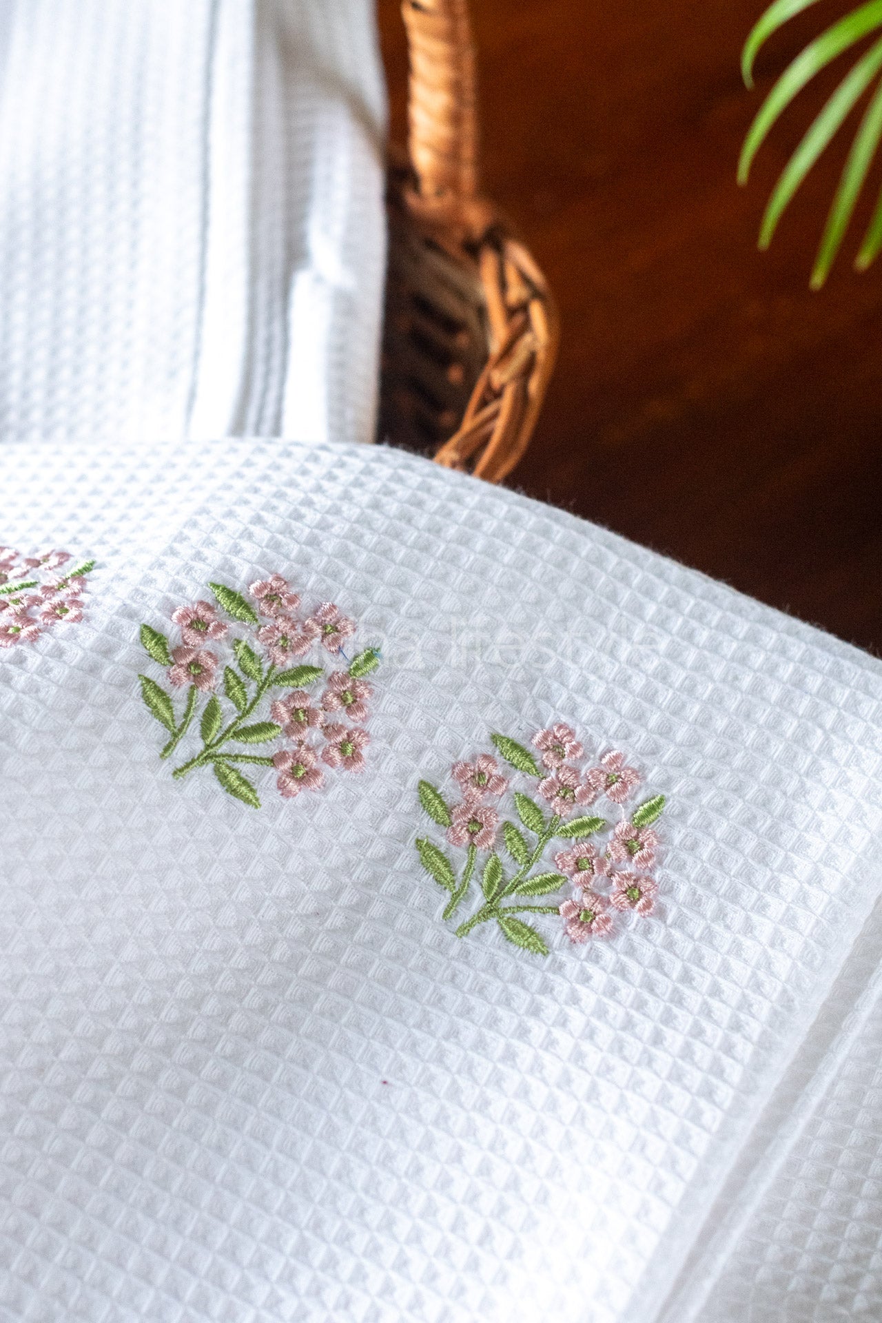 EMBROIDERED WAFFLE BATH TOWEL