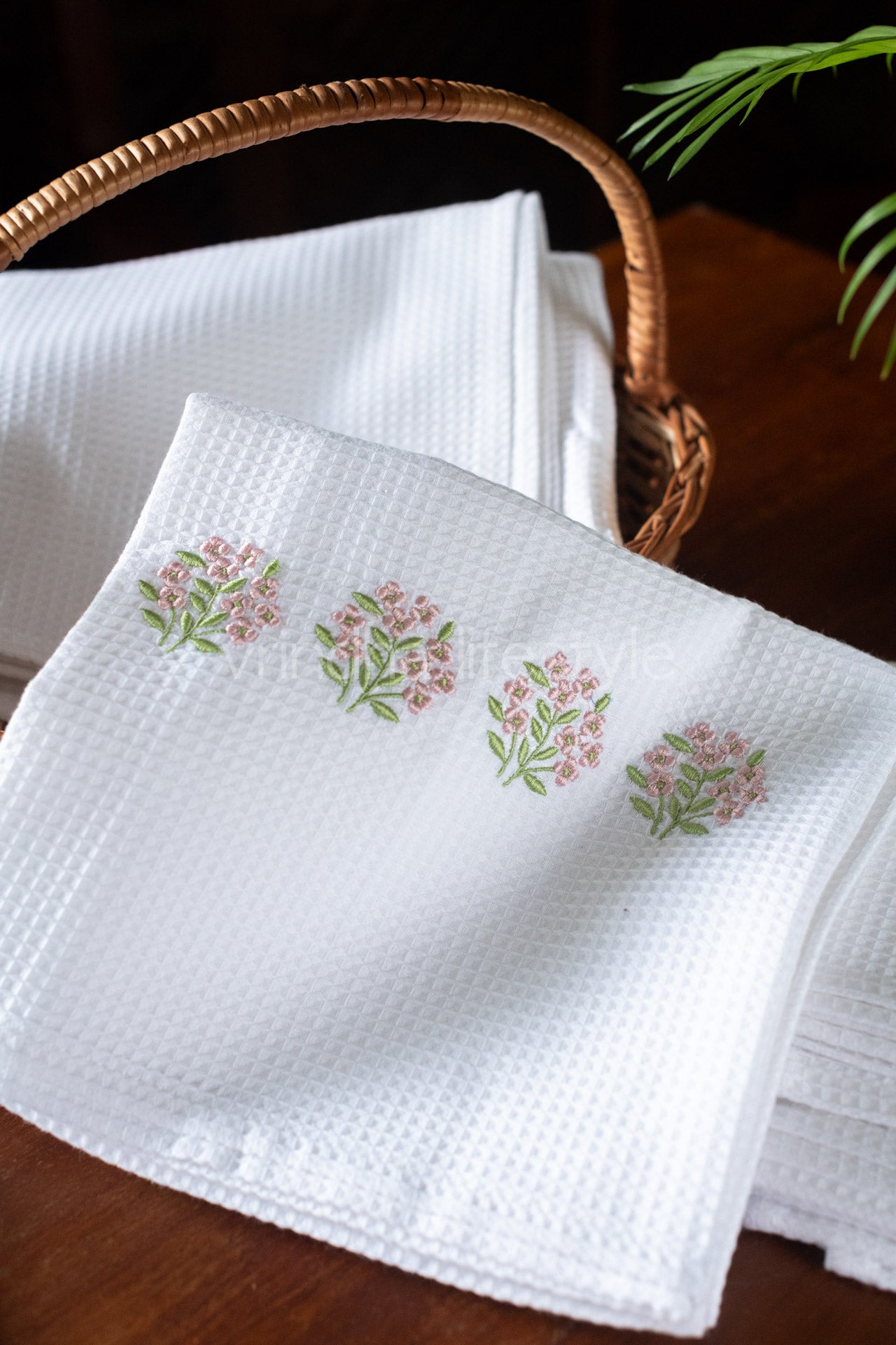 EMBROIDERED WAFFLE BATH TOWEL