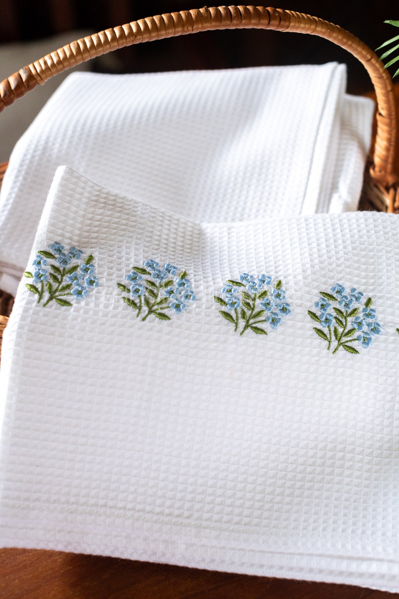 EMBROIDERED WAFFLE BATH TOWEL