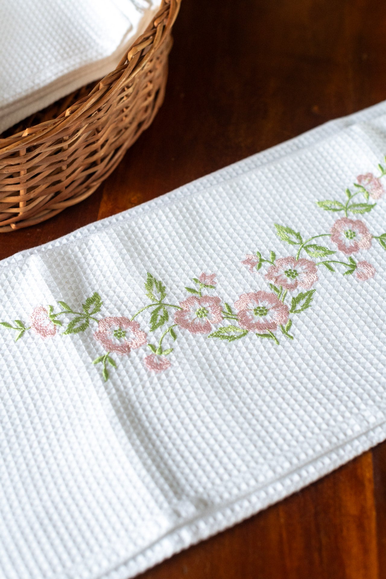 EMBROIDERED WAFFLE BATH TOWEL