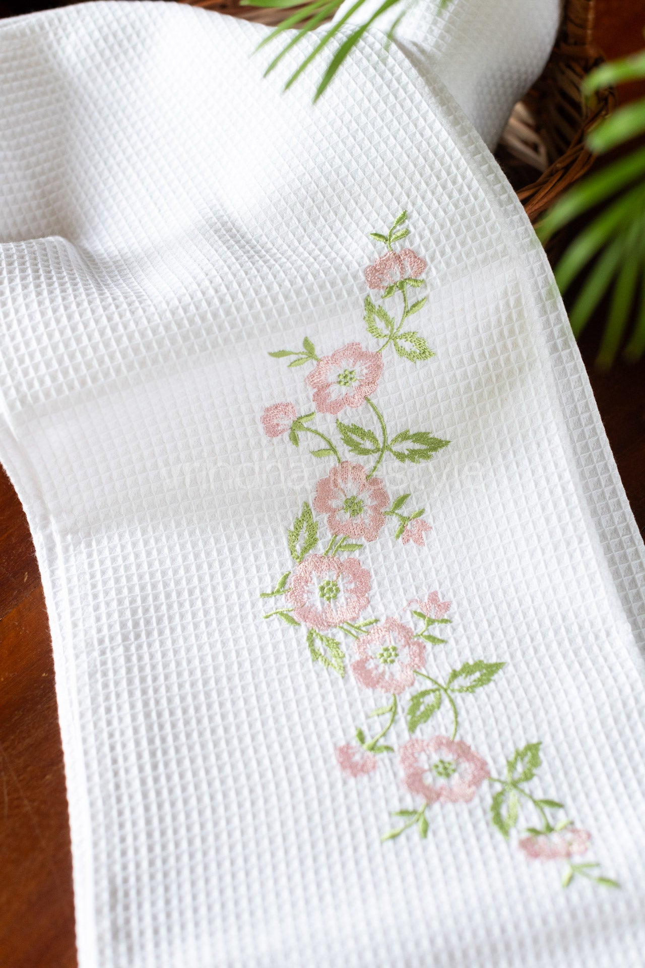 EMBROIDERED WAFFLE BATH TOWEL