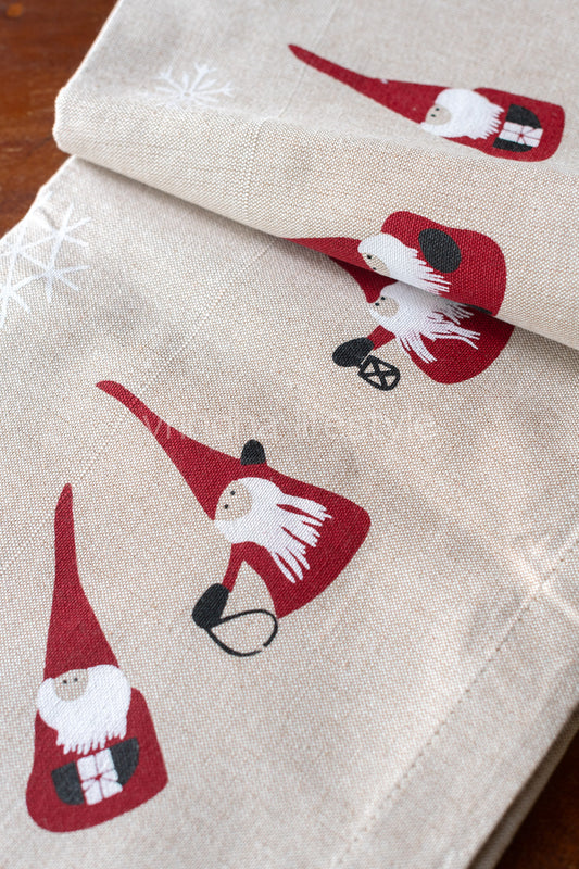 Printed table cloth -coffee table