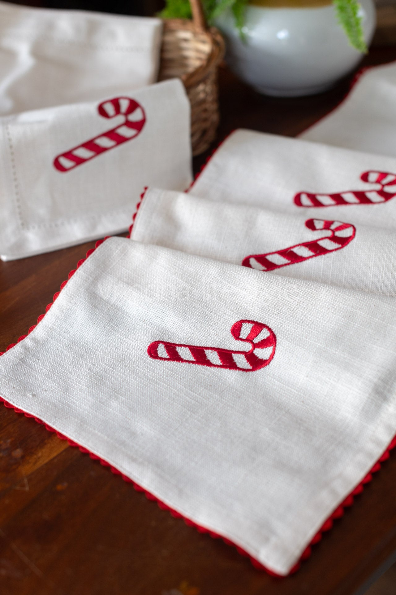 Cotton runner with embroidery and lace detailing - 11x23inches-customisable