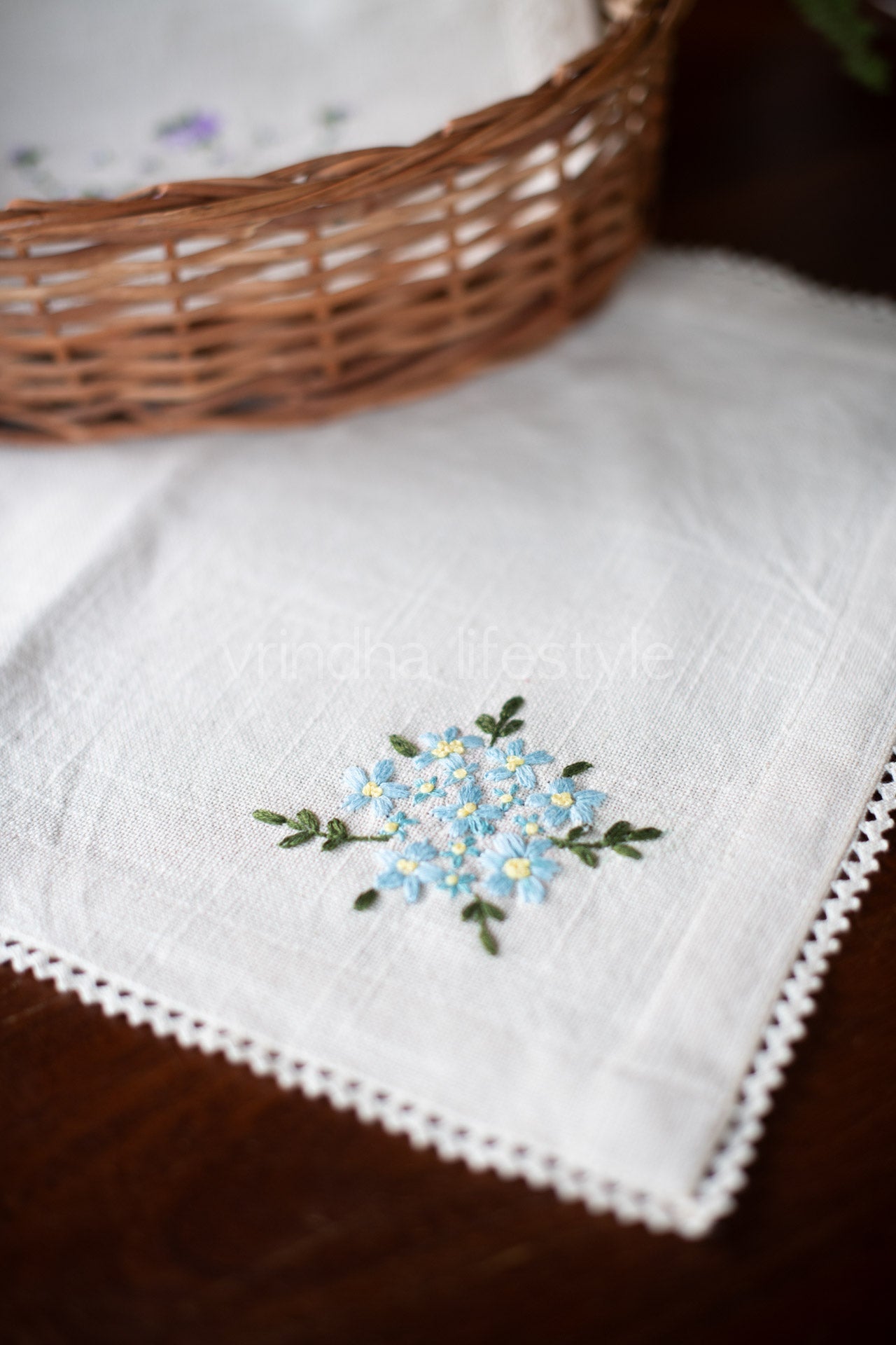 Cotton slub table mat with hand embroidery and lace detailing-single unit