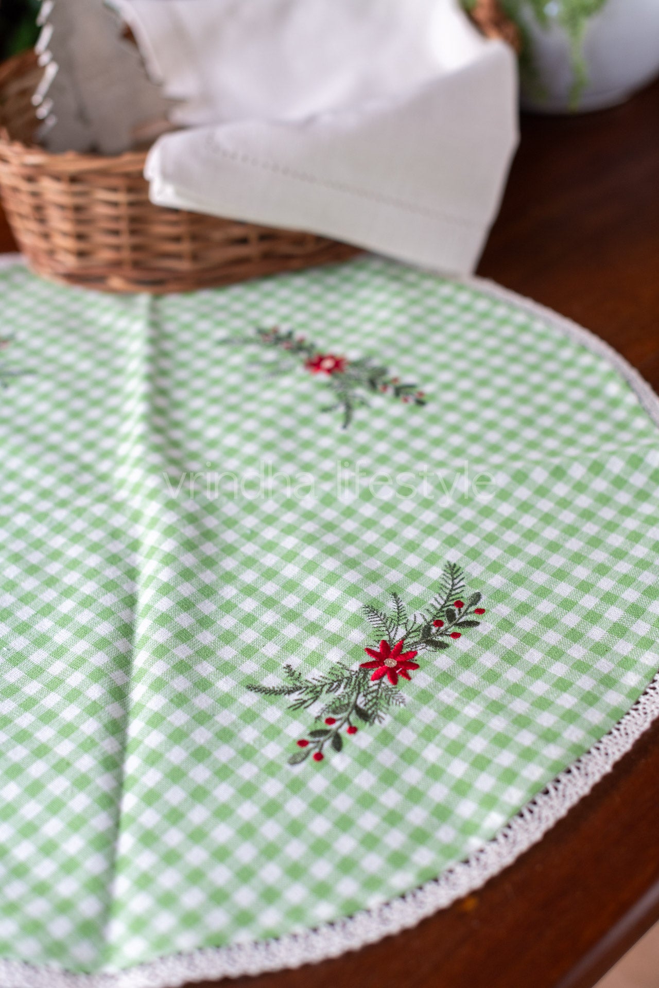 Round table mat with cross stitch embroidery and lace detailing-20 inches