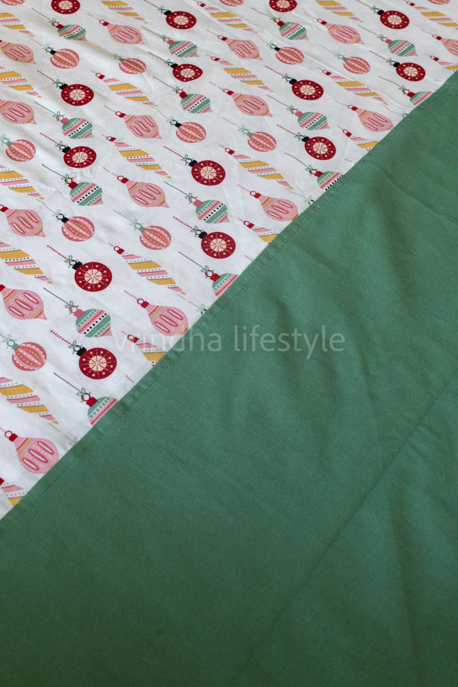 COTTON PRINTED BEDSHEET WITH PLAIN BORDER-queen size