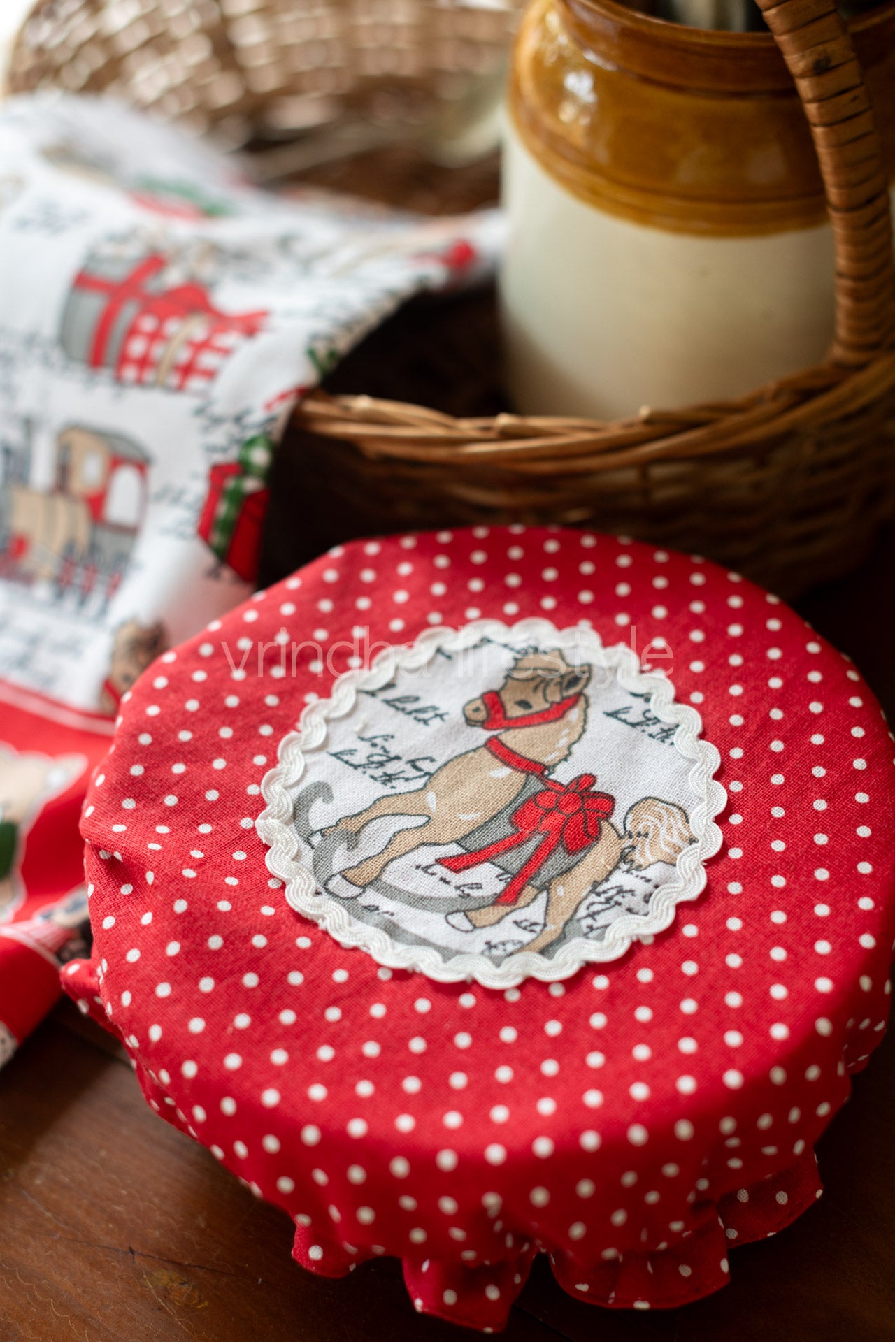 Reversible Fabric bowl covers-Set of 1 medium size bowl cover with 1 kitchen towel -Bakers 2 pcs gift set