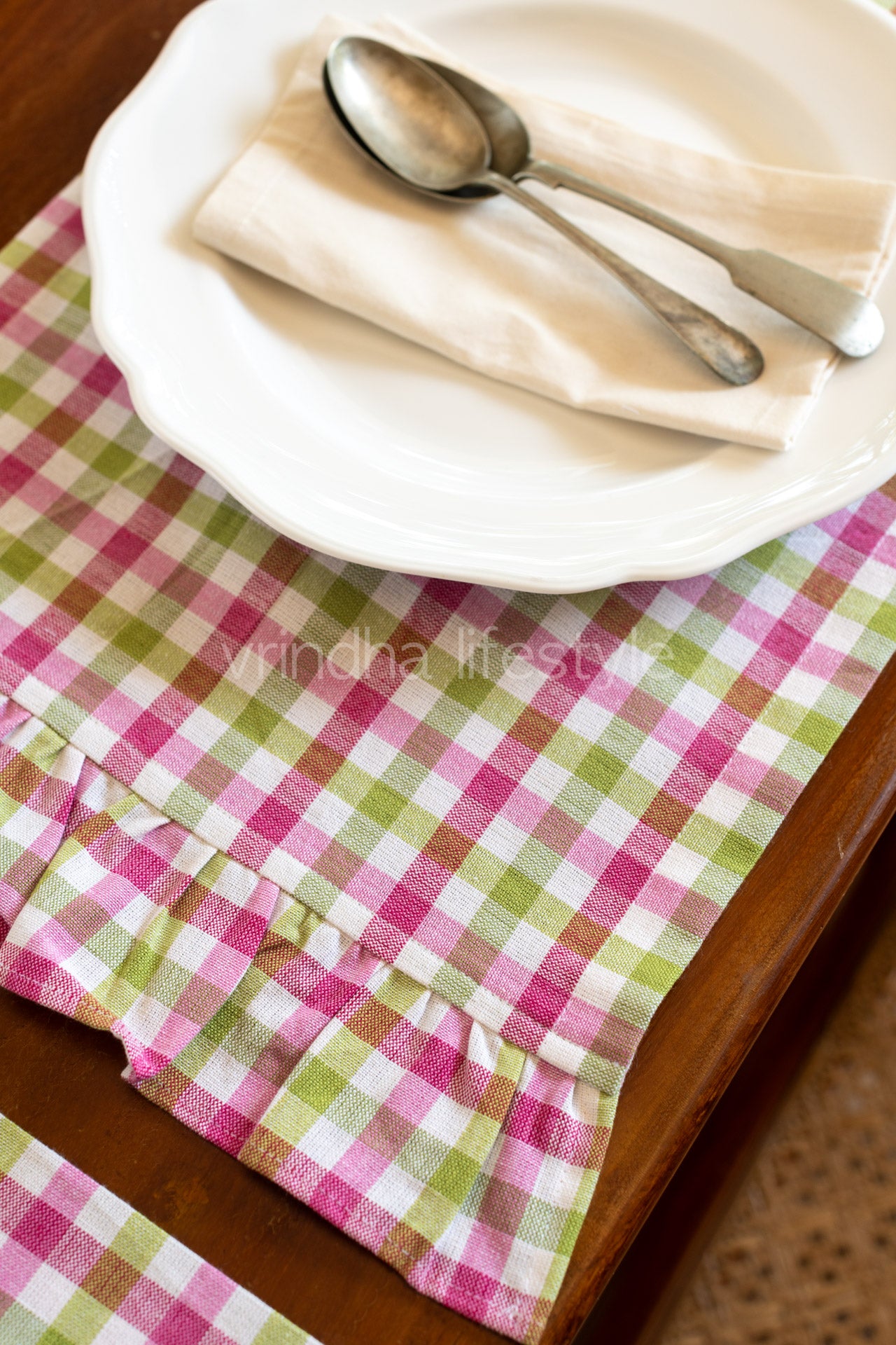 COTTON PLACEMATS with frill-Set of 2 placemats