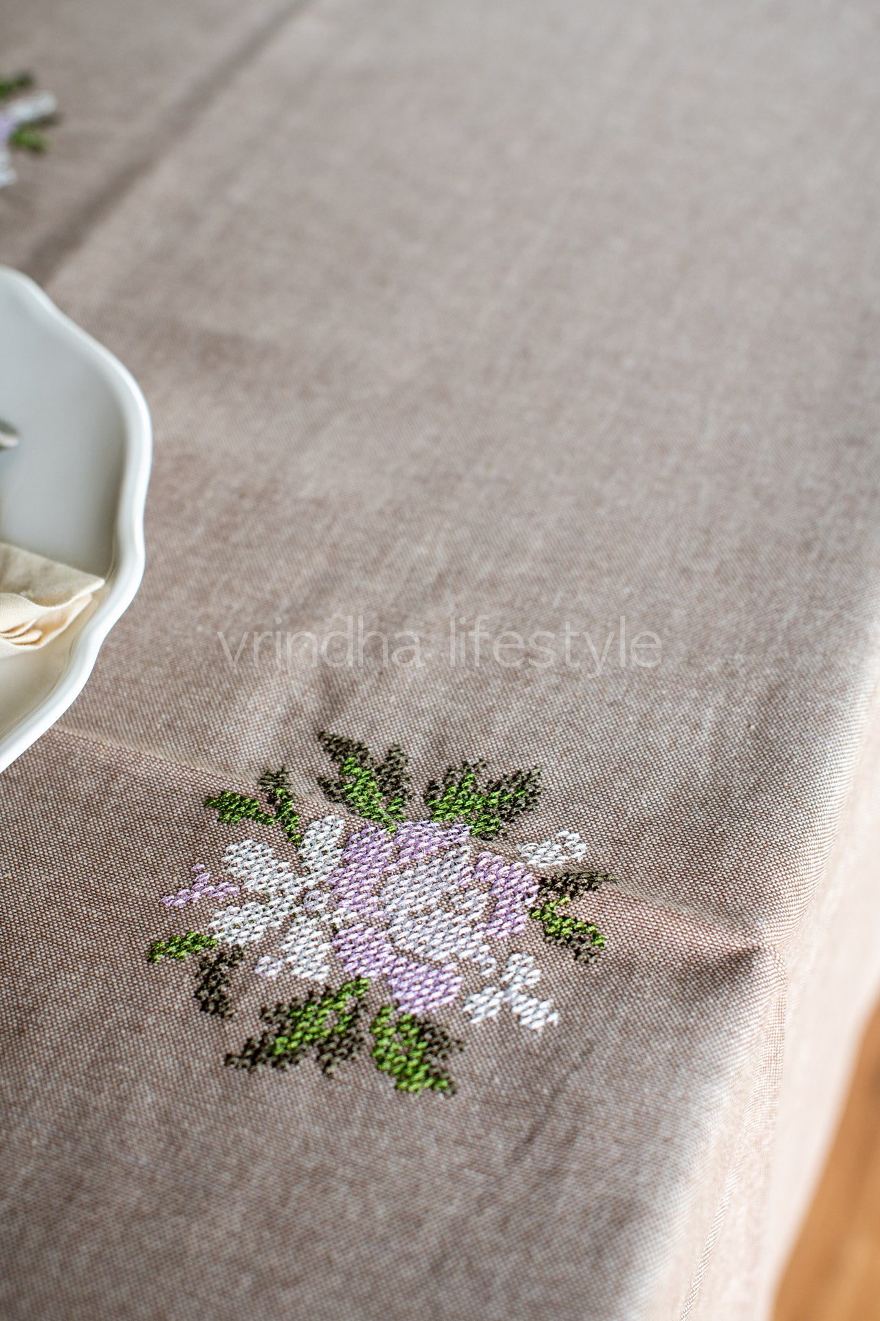 COTTON TABLE CLOTH with cross stitch embroidery  -Square 6/8 seater