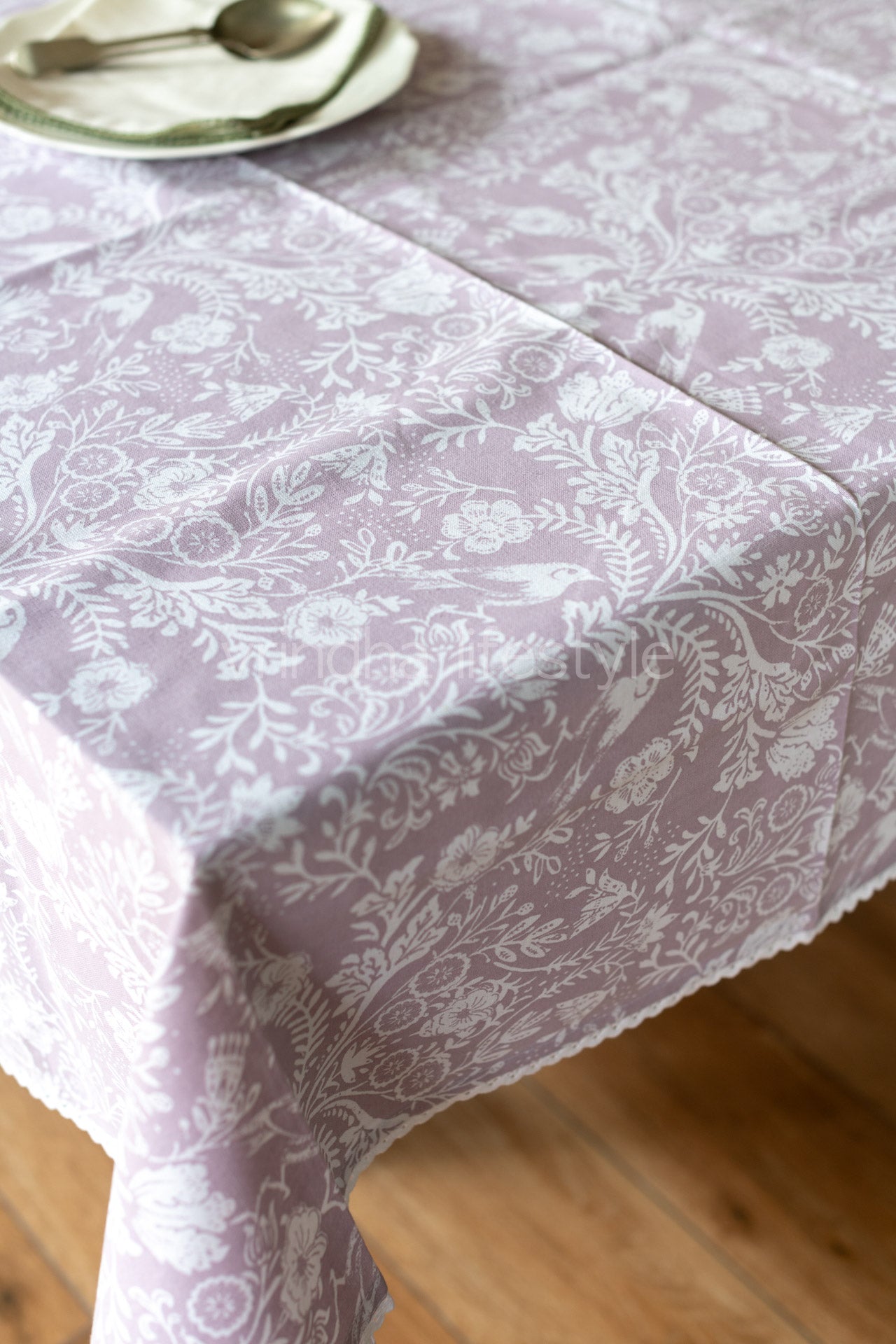 Cotton printed table cover with lace detailing-4 seater