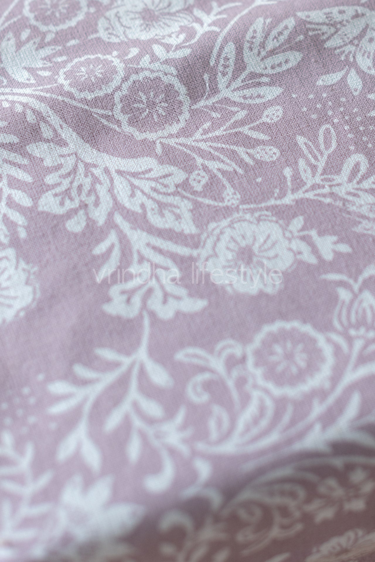 Cotton printed table cover with lace detailing-4 seater