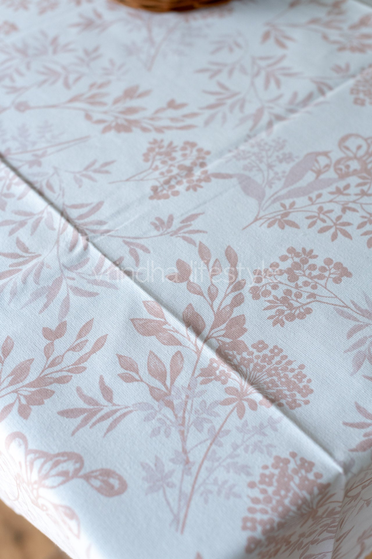 COTTON TABLE CLOTH -6 seater