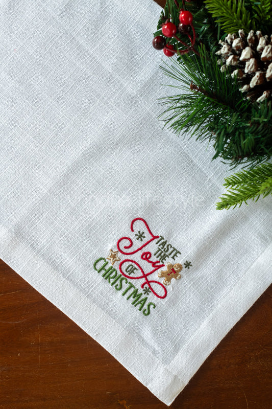 Cotton slub tray mat with embroidery and lace detailing