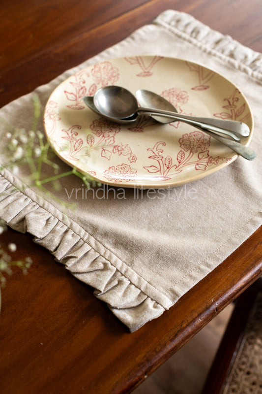 COTTON PLACEMATS  with frill-Set of 2 placemats