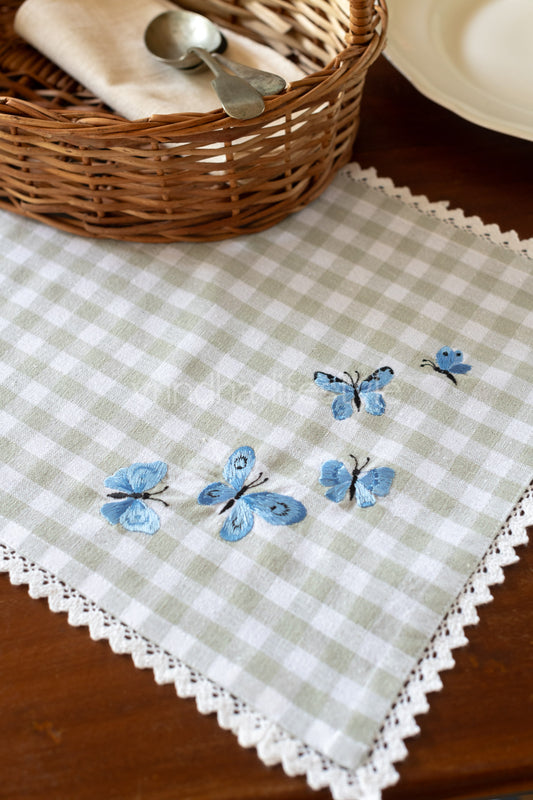 Cotton tray mat with embroidery and lace -customisable