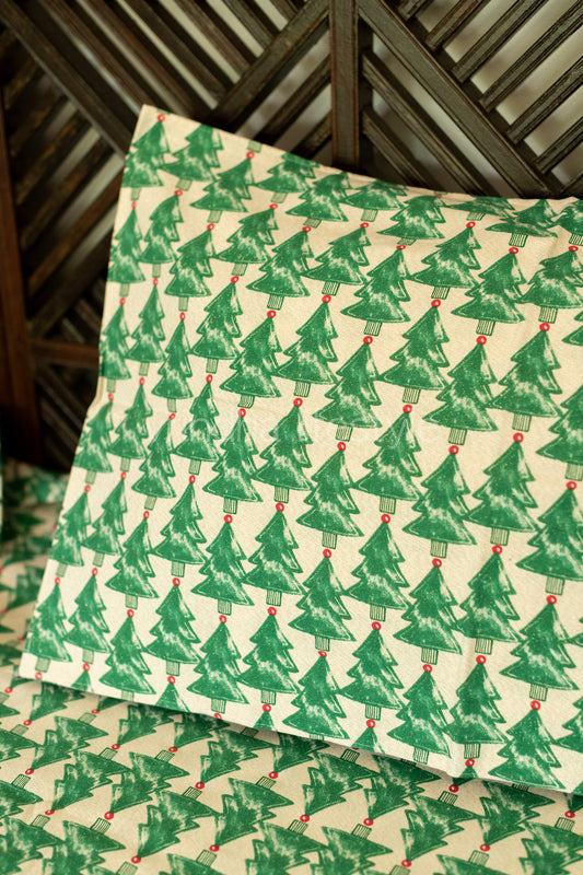 COTTON PRINTED BEDSHEET WITH PLAIN BORDER-queen size