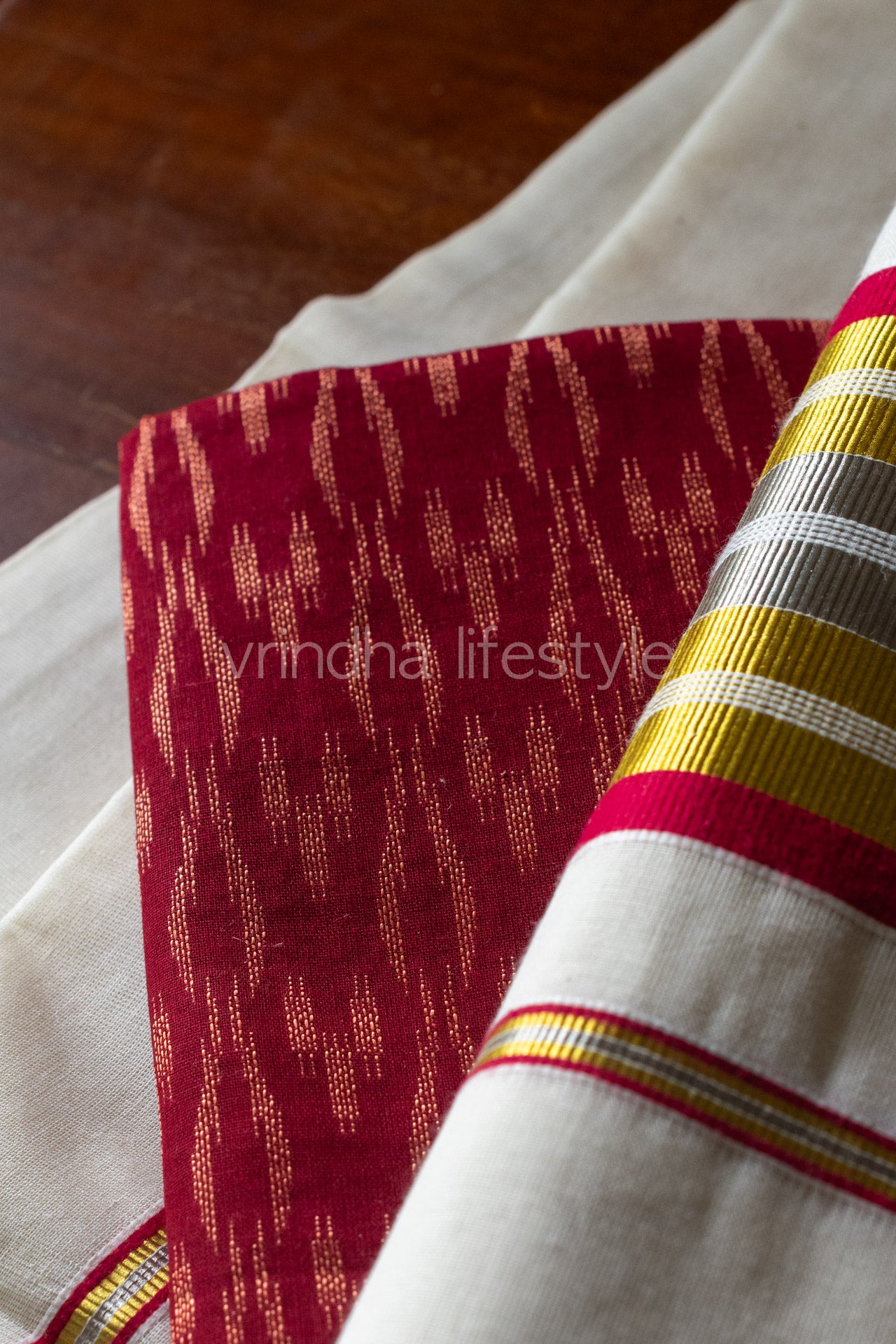 Kerala Kasavu Set Mundu-Deep red gold and silver